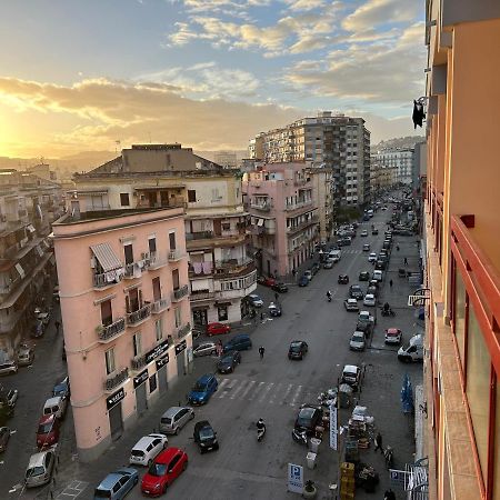 B&B Off Rooms And Relax Napoli Dış mekan fotoğraf