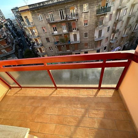 B&B Off Rooms And Relax Napoli Dış mekan fotoğraf