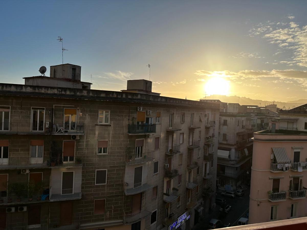 B&B Off Rooms And Relax Napoli Dış mekan fotoğraf