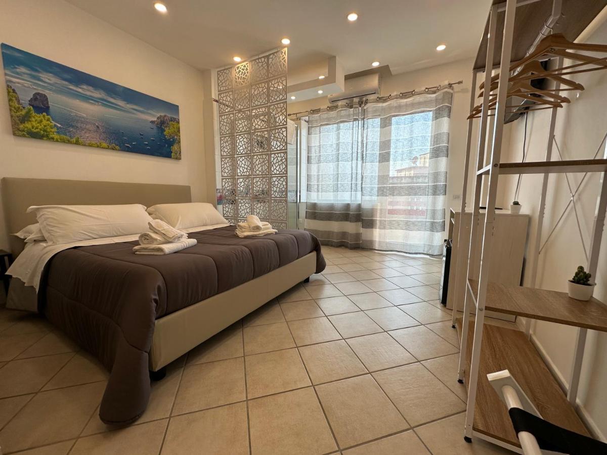 B&B Off Rooms And Relax Napoli Dış mekan fotoğraf