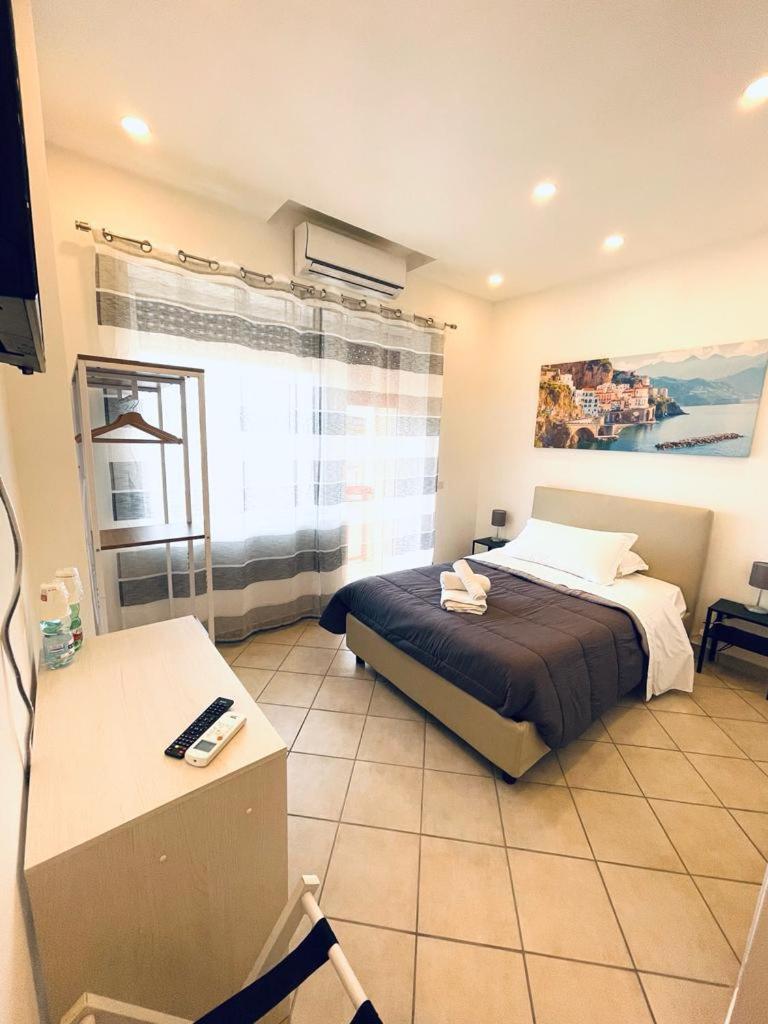 B&B Off Rooms And Relax Napoli Dış mekan fotoğraf